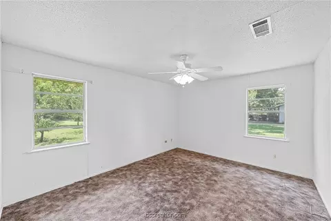 201 W Farish, Rosebud, TX 76570 photo 7
