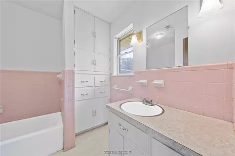 201 W Farish, Rosebud, TX 76570 photo 9