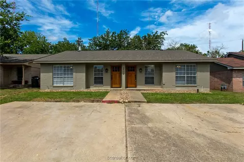 3906 Olive St, Bryan, TX 77801