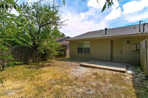 3906 Olive St, Bryan, TX 77801 photo 35