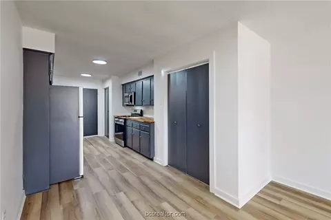 3906 Olive St, Bryan, TX 77801 photo 8