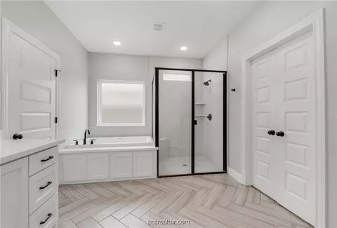 4210 Harding Ct, Bryan, TX 77802 photo 14