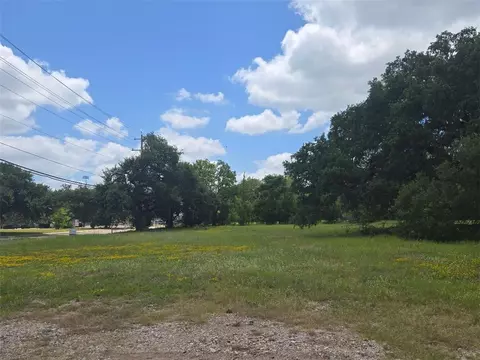500 W Carson St, Bryan, TX 77801 photo 4
