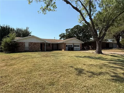 1818 Medina Dr, College Station, TX 77840