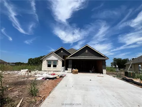 521 Combine Rd, Snook, TX 77878