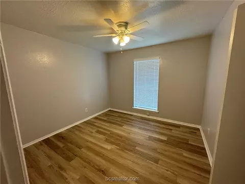 3920 Olive St, Bryan, TX 77801 photo 4