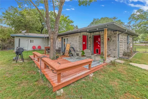 8402 Peach Tree Dr, Bryan, TX 77808 photo 23