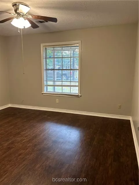 1612 Luza St, Bryan, TX 77802 photo 4