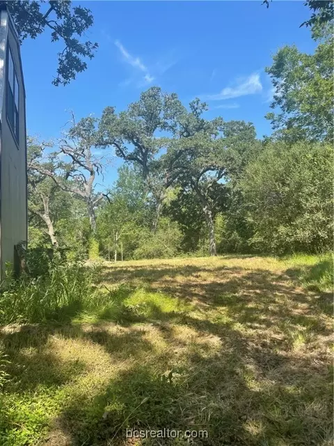 9359 Lone Star Rd, North Zulch, TX 77872