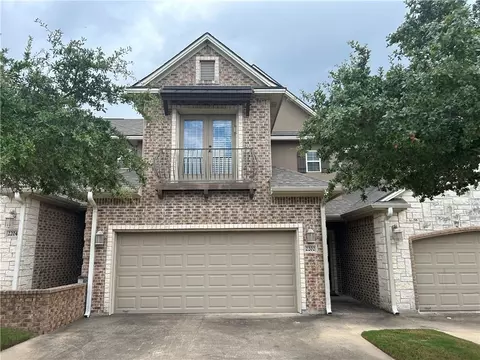 2202 Crescent Pointe Pkwy, College Station, TX 77845
