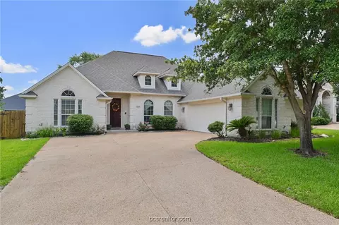 4405 Appleby Pl, College Station, TX 77845