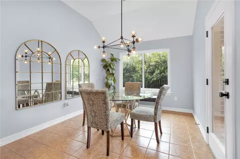 148 Roucourt, College Station, TX 77845