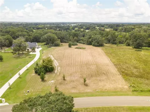 10171 St John Dr, Iola, TX 77861 photo 2