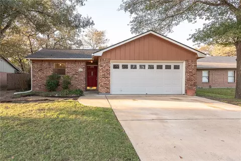 1301 Hardwood Ln, College Station, TX 77840