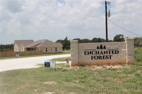 3039 Yorkshire Trl, Franklin, TX 77856