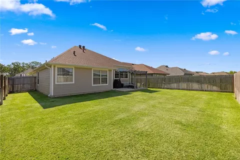 Exterior - 2013 Dumfries Dr, Bryan, TX 77807 photo 6 of 7