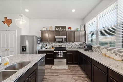 Kitchen - 2013 Dumfries Dr, Bryan, TX 77807 photo 1 of 3