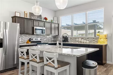 Kitchen - 2013 Dumfries Dr, Bryan, TX 77807 photo 2 of 3