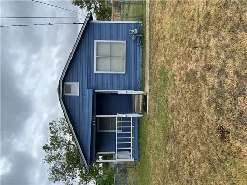 1111 Lowery St, Bryan, TX 77803