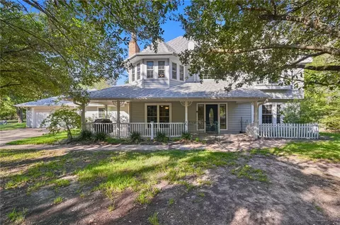 9430 El Campo Trl, College Station, TX 77845