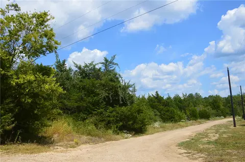 000235 Cypresswood Dr, Navasota, TX 77868