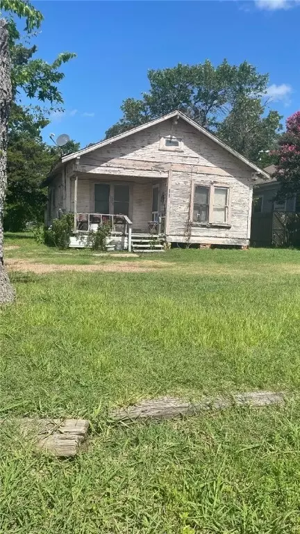 806 N Parker Ave N, Bryan, TX 77803
