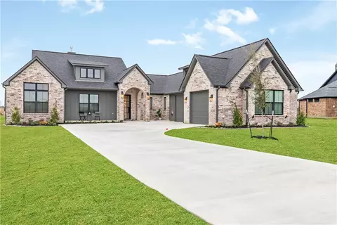 7436 Garrison Creek Dr, Bryan, TX 77808