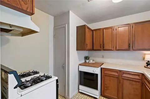 722 Williamson Dr, Bryan, TX 77801 photo 4