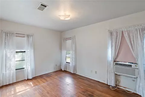 722 Williamson Dr, Bryan, TX 77801 photo 13
