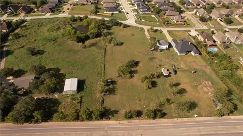 14015 Renee Ln, College Station, TX 77845
