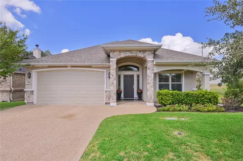 1919 Debbie Dr, Bryan, TX 77802