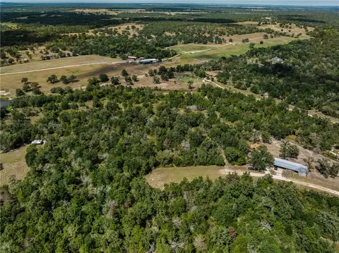 1470 Cedar Cir, Snook, TX 77878