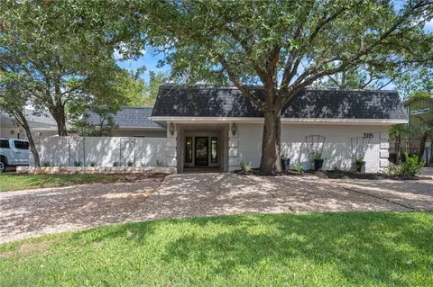 3115 Camelot Dr, Bryan, TX 77802