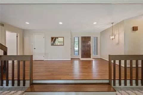 3115 Camelot Dr, Bryan, TX 77802 photo 3