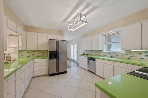 3115 Camelot Dr, Bryan, TX 77802 photo 12