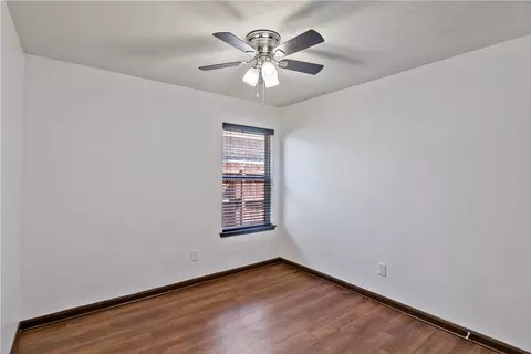 2100 Ella Ln, Bryan, TX 77802 photo 18