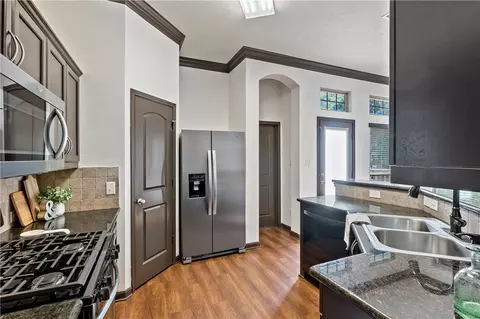 2100 Ella Ln, Bryan, TX 77802 photo 10