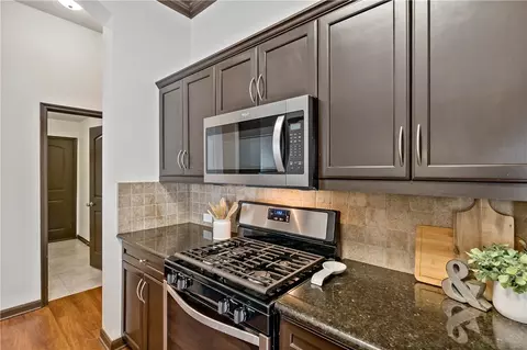 2100 Ella Ln, Bryan, TX 77802 photo 8