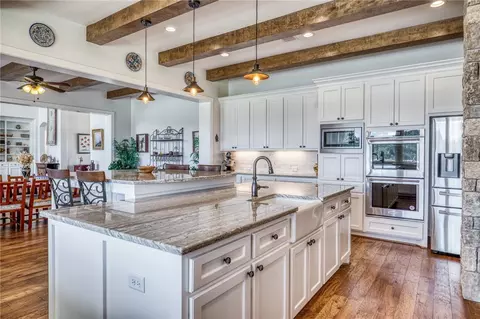 Kitchen - 5455 Wolff Rd, Round Top, TX 78954 photo 4 of 5