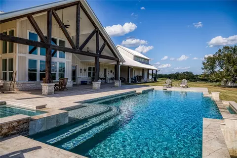 Exterior - 5455 Wolff Rd, Round Top, TX 78954 photo 4 of 14