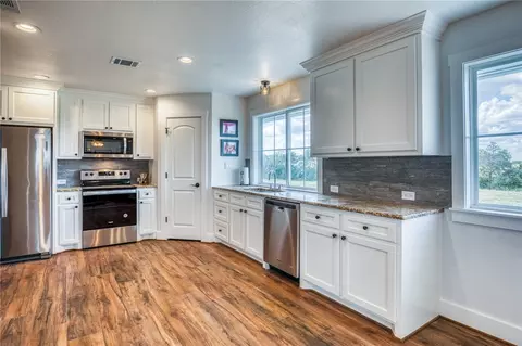 Kitchen - 5455 Wolff Rd, Round Top, TX 78954 photo 5 of 5