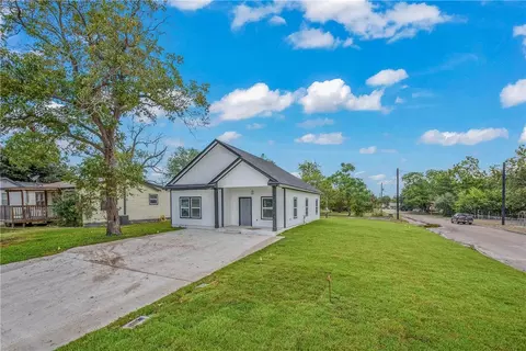 Exterior - 608 E 21st St, Bryan, TX 77803 photo 2 of 4