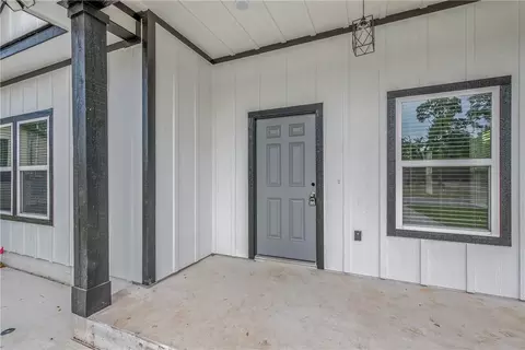 Exterior - 608 E 21st St, Bryan, TX 77803 photo 3 of 4