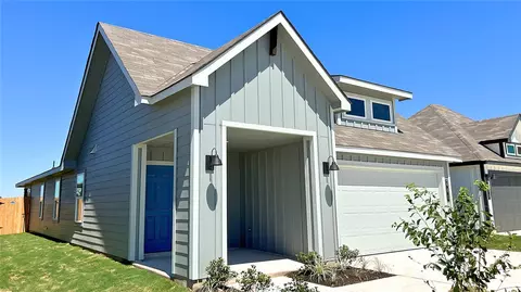 401 Pickel Dr, Rockdale, TX 76567