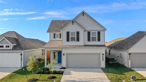 425 Pickel Dr, Rockdale, TX 76567