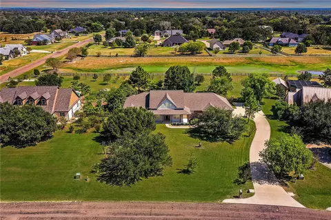 1684 Peach Crossing Dr, College Station, TX 77845