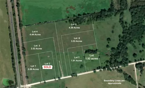 12183 Batson Loop, Normangee, TX 77871 photo 6