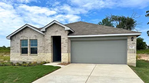 303 Rockbridge Dr, Huntsville, TX 77340