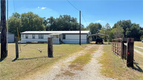 2547 Smetana Rd, Bryan, TX 77807