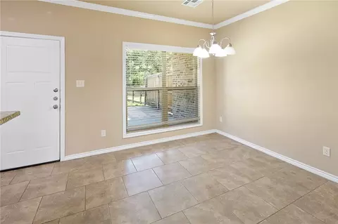 4007 Golden Eagle Dr, Bryan, TX 77808 photo 7